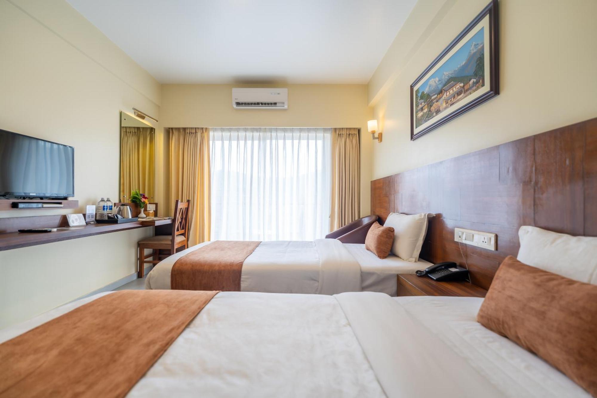 Hotel Haven O' Ganga Покхара Экстерьер фото