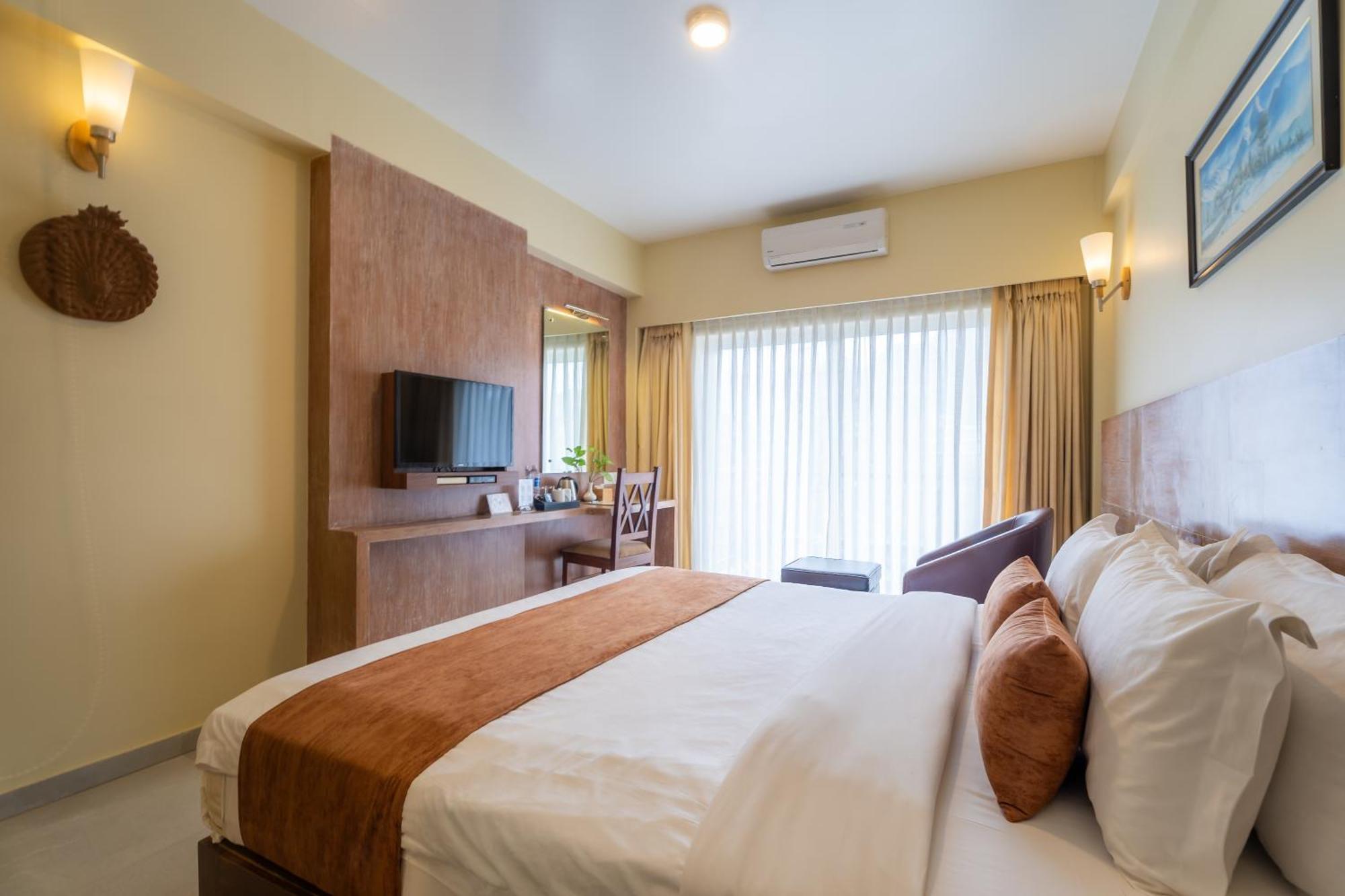 Hotel Haven O' Ganga Покхара Экстерьер фото